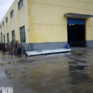 东善桥2100平方米厂房出租，高9米 另有办公室