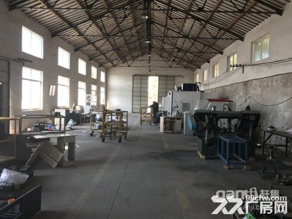 独门独院湖熟4000平方厂房出租，高6米，可分租  有4幢厂房，可分租2000平