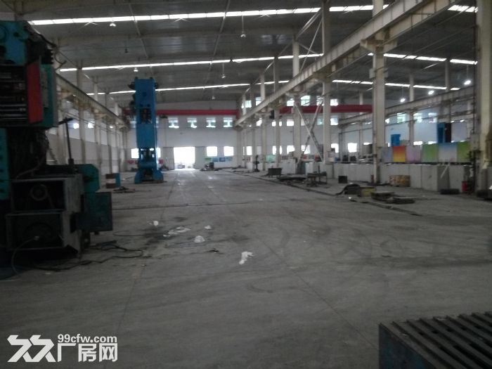 开发区1500平方米厂房出租，高12米，有行车 门高6米，大车好进，水电全，可做