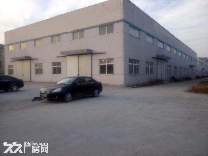 陶吴2000平米好厂房现对外急租。单层厂房，层高10米，带有